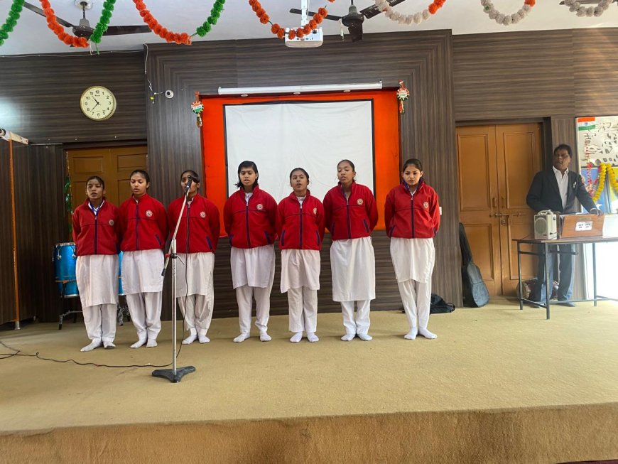 सनातन धर्म बाल मंदिर वरिष्ठ माध्यमिक विद्यालय में 76वां गणतंत्र दिवस बड़ी धूमधाम से मनाया गया