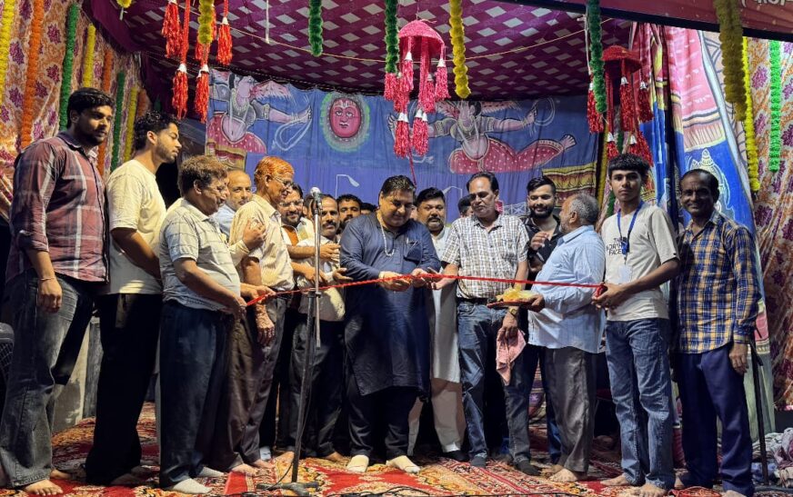 रामलीला मंचन में श्रवण वध, श्रीराम जन्म व ताडका सुबाहु वध का मंचन किया