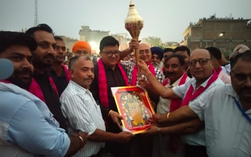 बुराई पर अच्छाई की जीत का प्रतीक विजयदशमी का पर्व धूमधाम से मनाया