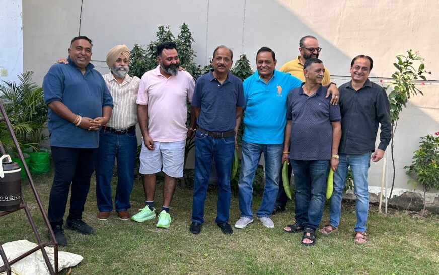 अपना दिन अपने अंदाज में मनाया