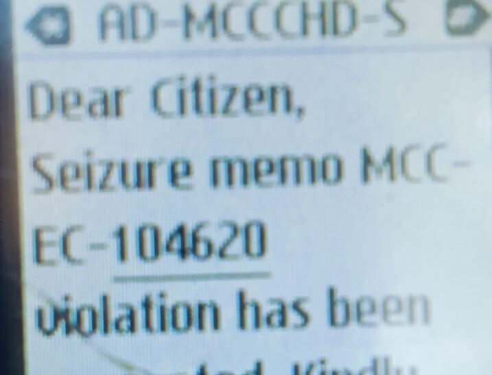 सेक्टर 32 स्थित अस्पताल के बाहर लंगर लगाने वाली गाड़ियों का चालान