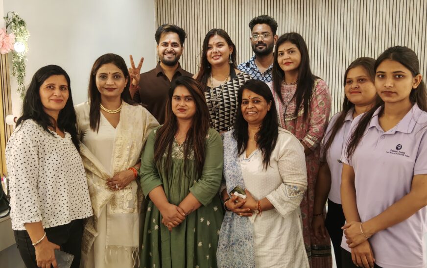 पदमा सैलून मेकअप एकेडमी का भव्य शुभारंभ