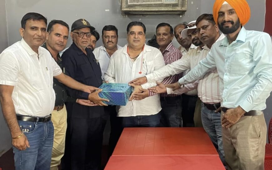 दीपावली पर्व मनाया धूमधाम व हर्षोल्लास के साथइस्माईलाबाद