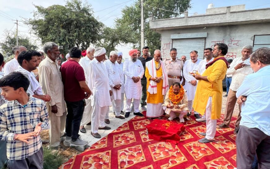 गुहला हलके की तीन महत्वपूर्ण सड़कों की स्पेशल रिपेयर शुरू, पूर्व विधायक कुलवंत बाजीगर ने किया शुभारंभ