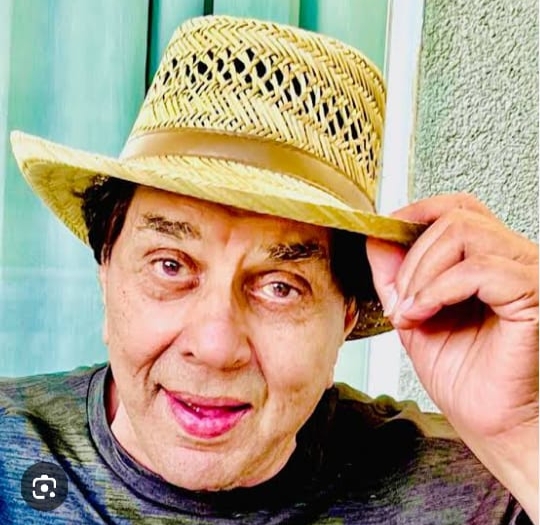 क्या धर्मेन्द्र के निधन पर कुछ छिपाया जा रहा है?