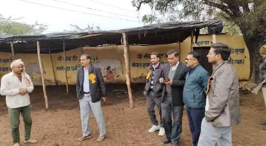 माधौगढ़: एसडीएम के औचक निरीक्षण में गौशाला की बदहाल स्थिति उजागर, लापरवाही पर प्रशासन सख्तमाधौगढ़।