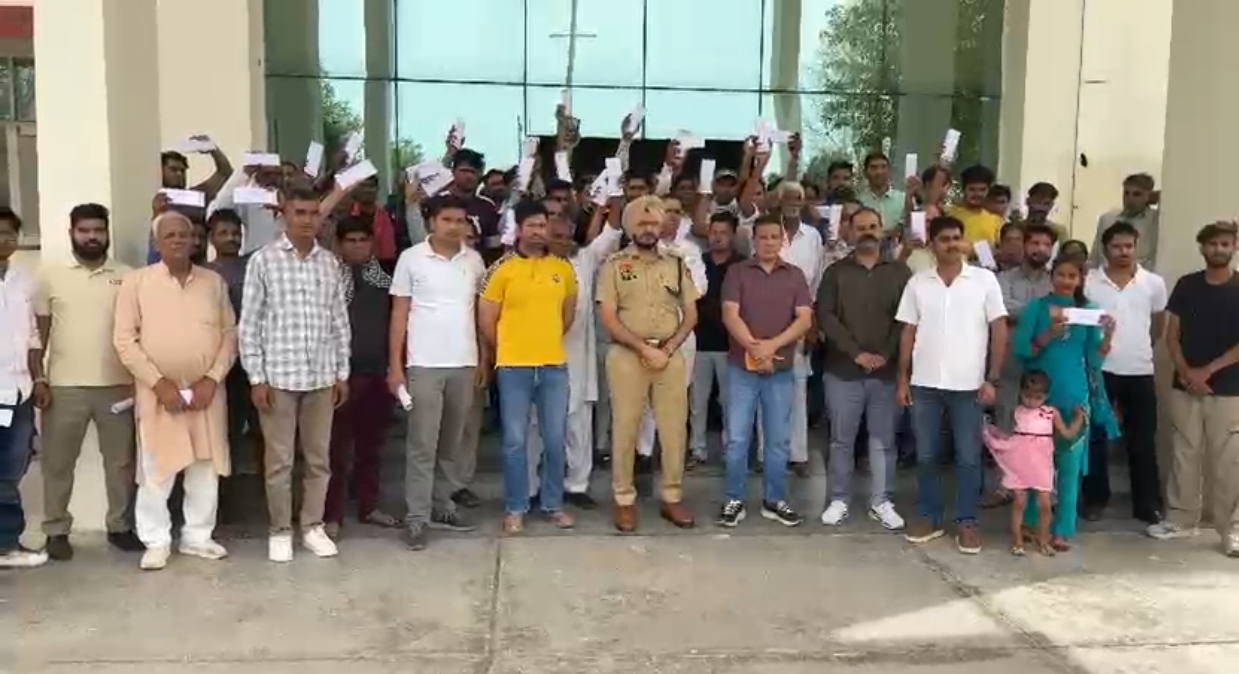 मोबाइल फोन गुम होने पर तुरंत CEIR पोर्टल पर शिकायत दर्ज कराएं ताकि फोन का गलत इस्तेमाल ना हो सके: एसपी मनप्रीत सिंह सूदन