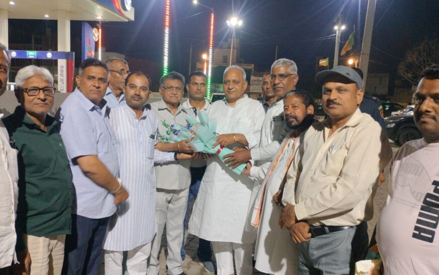 कैबिनेट मंत्री रणबीर सिंह गंगवा से मिला सैन सभा का प्रतिनिधिमंडल, धर्मशाला नवीनीकरण व सोलर सिस्टम हेतु 11 लाख की मांग